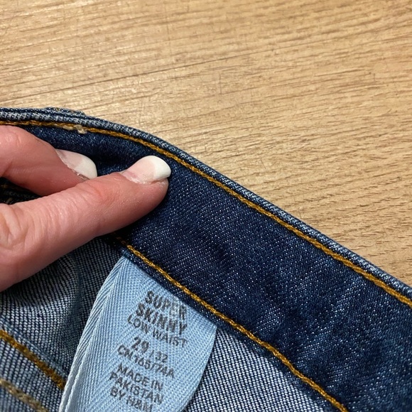 Classic Blue Straight Jeans with Comfortable Fit - Picture 2 of 11